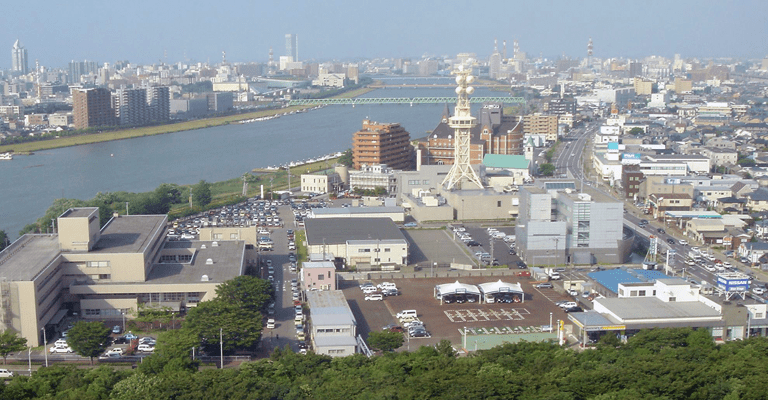 Niigata city and shinano river