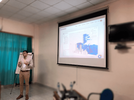 Evgenii Varseev presenting SimScale to the audience