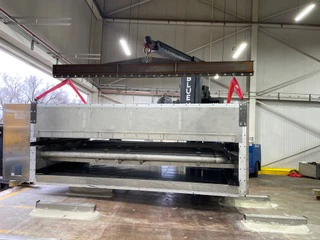 Testing a 20-ft spreader bar in a real world scenario